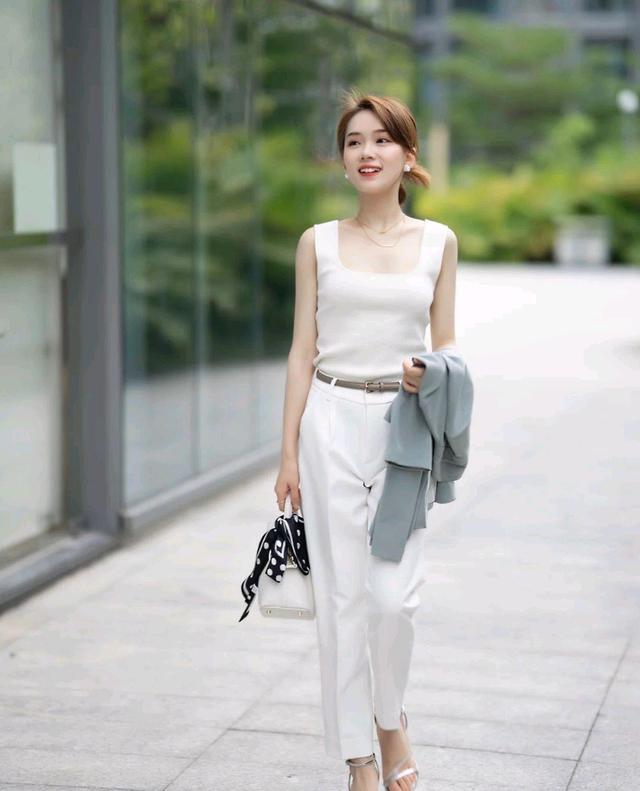 西装廓形八杏彩体育登录入口种款式图西装衬衫衬衫下摆类型女人要学会打扮自己简单又有
