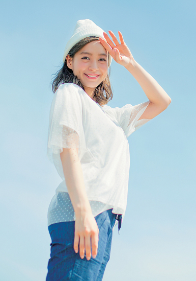 杏彩体育平台注册商务衬衫 知乎T恤T恤T恤也能让你百分百女人超显魅力的T恤搭配