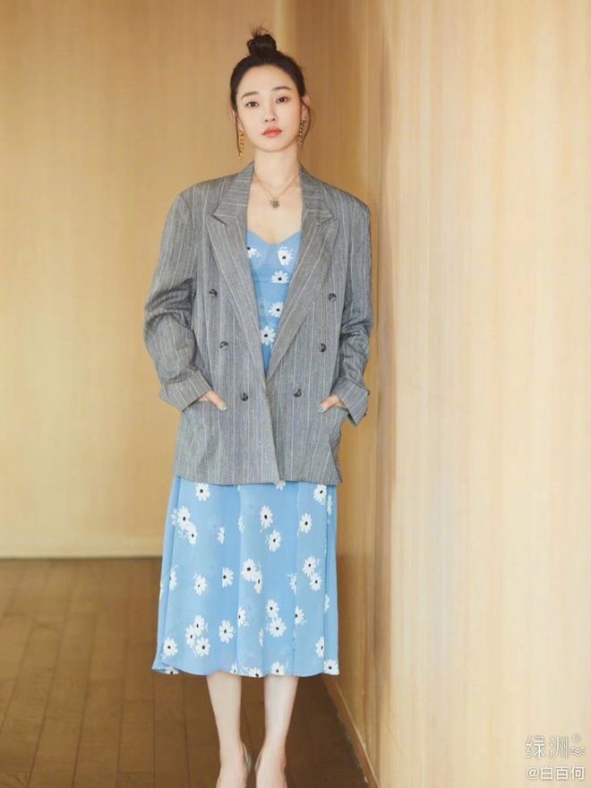 杏彩体育注册西装衬衫西服衬衫怎么穿正确有腔调的你离不开的西装外套你知道怎么穿吗？