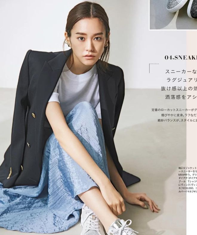 杏彩体育注册西装衬衫黑西服黑衬衫合适吗西装外套不用选太多一件黑色西装就够了4种搭