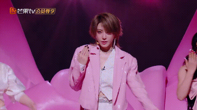 杏彩体育,乘风吹来的“老公姐”们很难不爱