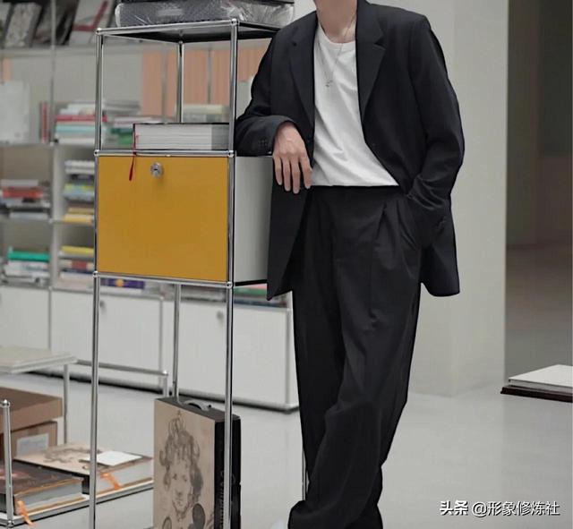 杏彩体育,西装怎么选之版型篇